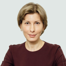 波列塔耶娃•戴安娜 — 执行合伙人顾问 — Адвокатское бюро «Казаков и Партнёры»